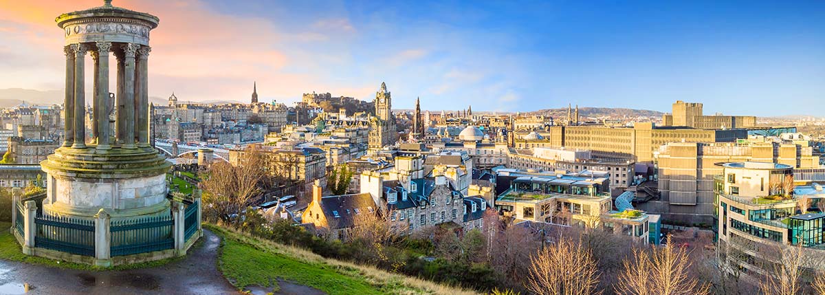 Lớp học pha chế cocktail sôi động tại Edinburgh
