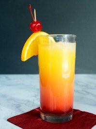 1639041951_tequilla-sunrise-tequila-sunrise-1243855544-e1540927544200.jpg